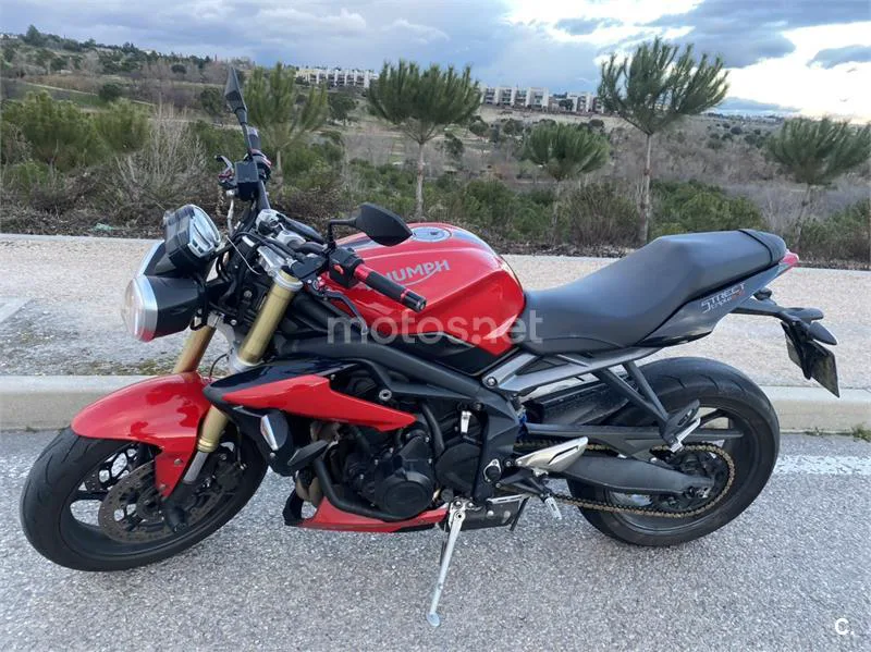 Triumph Street Triple – Vista 8
