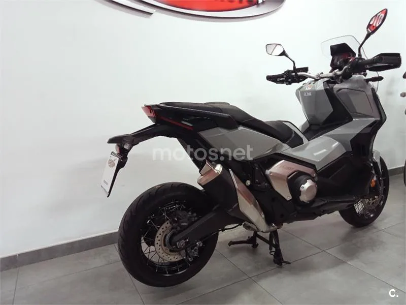 Honda X-ADV – Vista 8