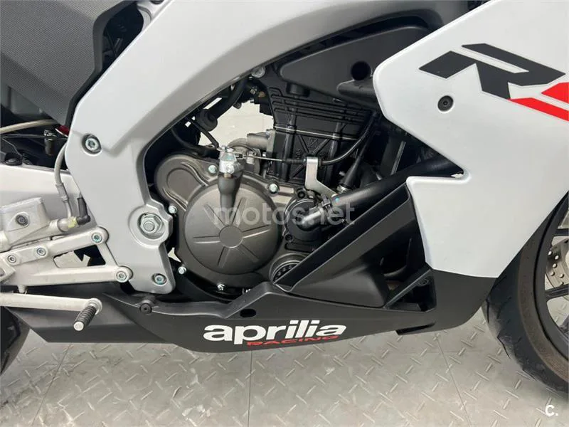 Aprilia RS 125 – Vista 10
