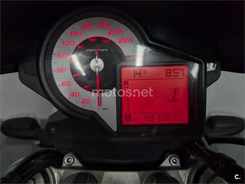 Aprilia Mana 850 – Vista 11