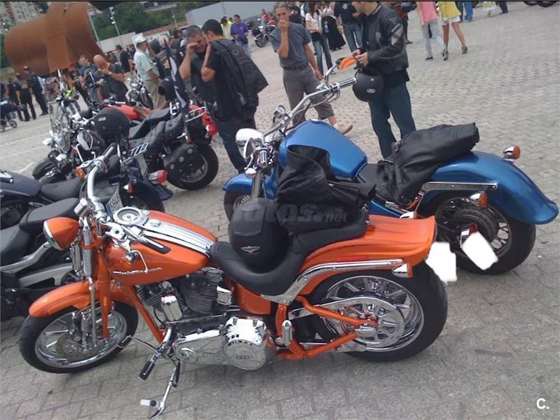 Harley-Davidson CVO Softail Springer – Vista 3