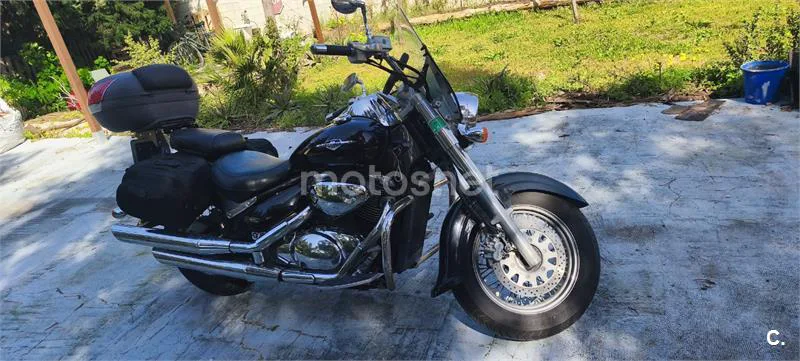 Suzuki Intruder C800 – Vista 4