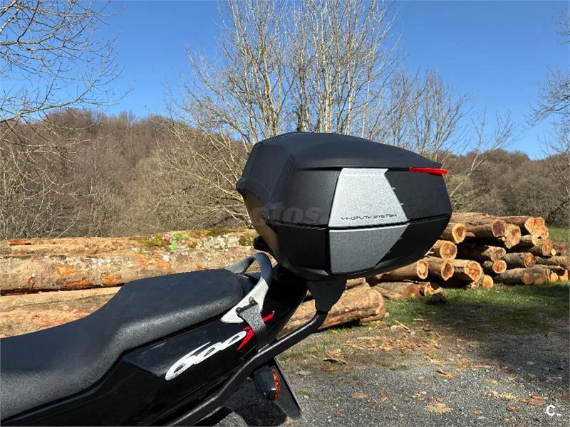 Honda CBR 600F – Vista 5