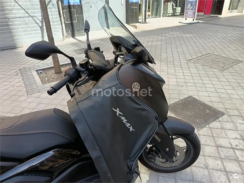 Yamaha XMAX 300 – Vista 6