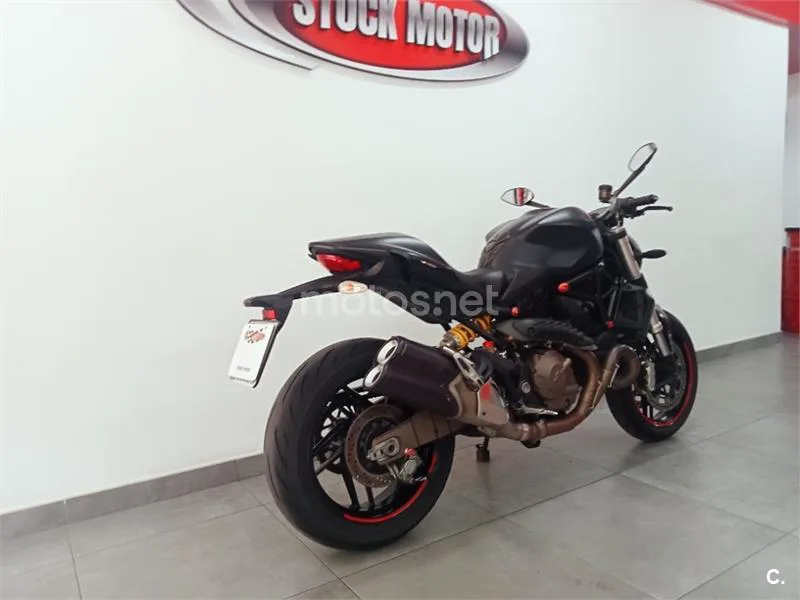 Ducati Monster 821 – Vista 8