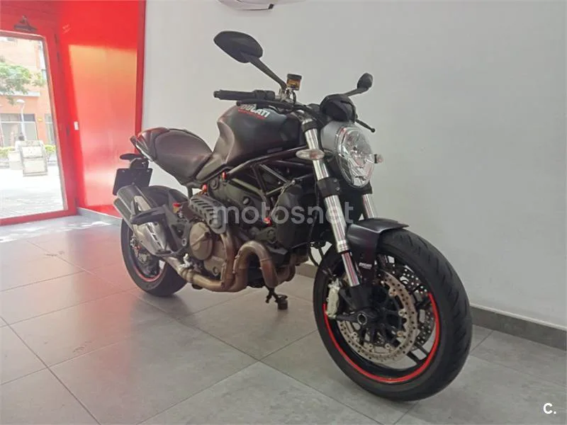 Ducati Monster 821 – Vista 10