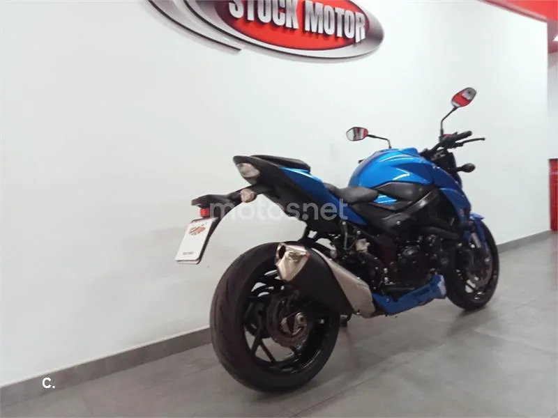 Suzuki GSX-S750 – Vista 8