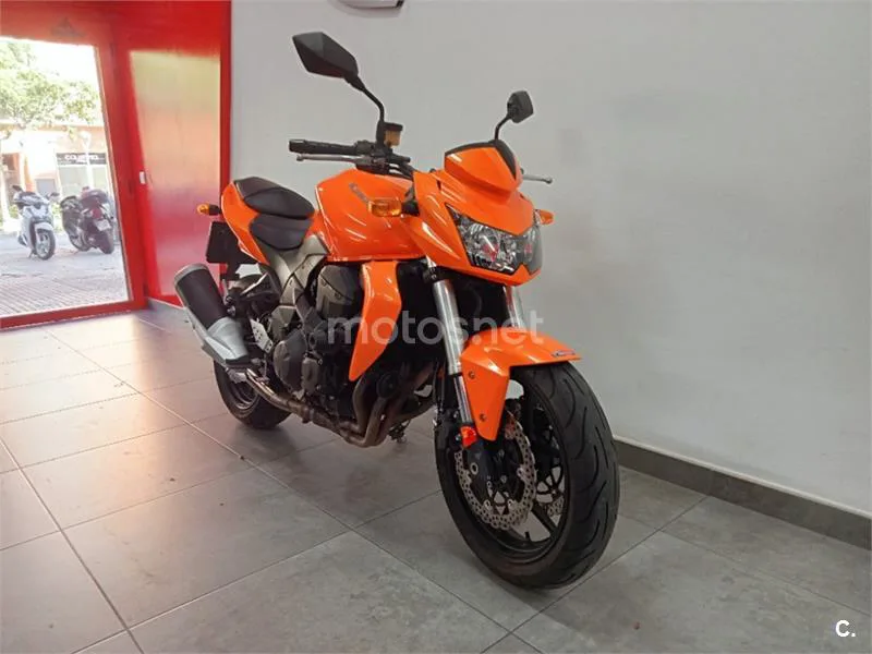 Kawasaki Z750 – Vista 9