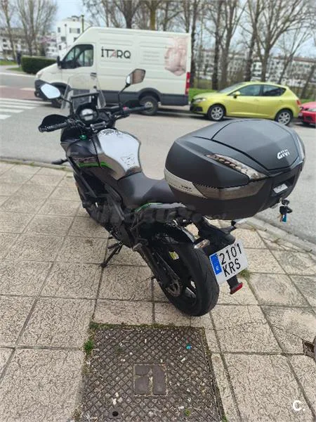 Kawasaki Versys – Vista 6