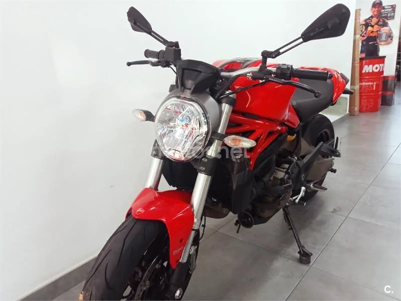 Ducati Monster 821 – Vista 3