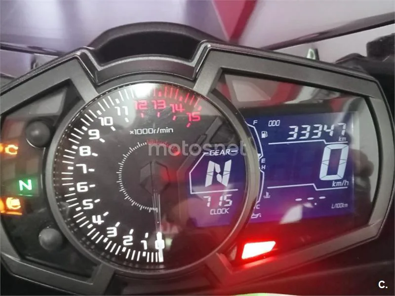 Kawasaki Ninja 400 – Vista 12