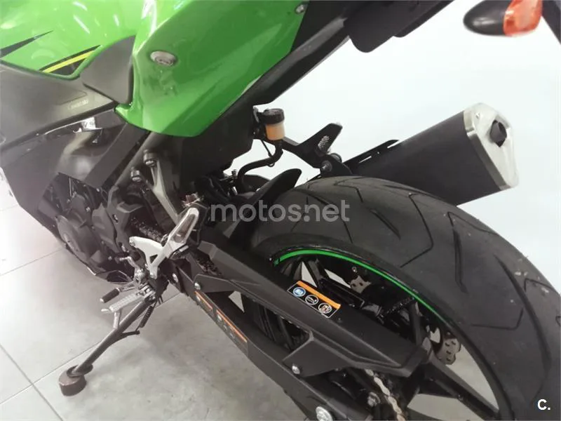 Kawasaki Ninja 400 – Vista 6