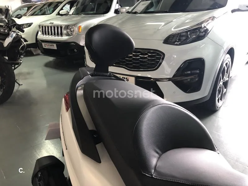 Kymco Super Dink 125 – Vista 10