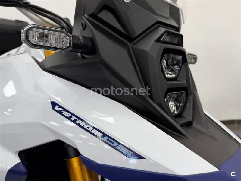 Suzuki V-Strom 800 – Vista 13