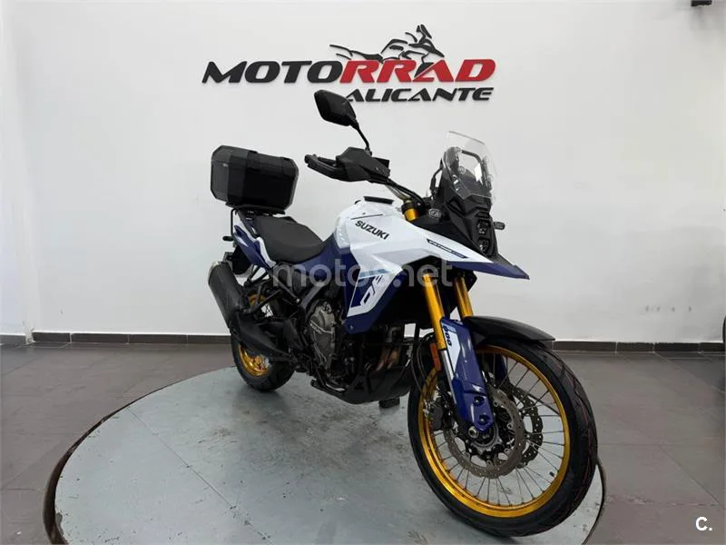 Suzuki V-Strom 800 – Vista 17