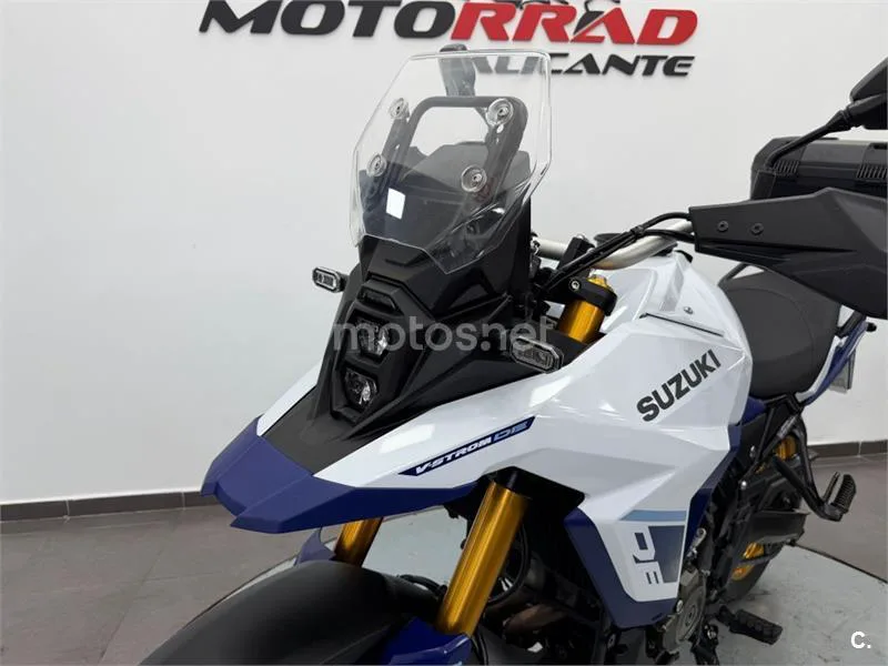 Suzuki V-Strom 800 – Vista 18