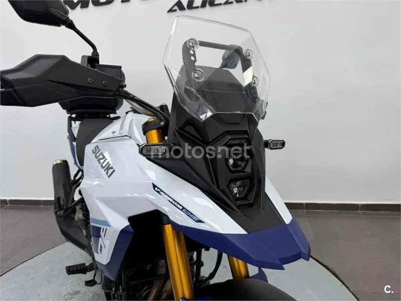 Suzuki V-Strom 800 – Vista 20
