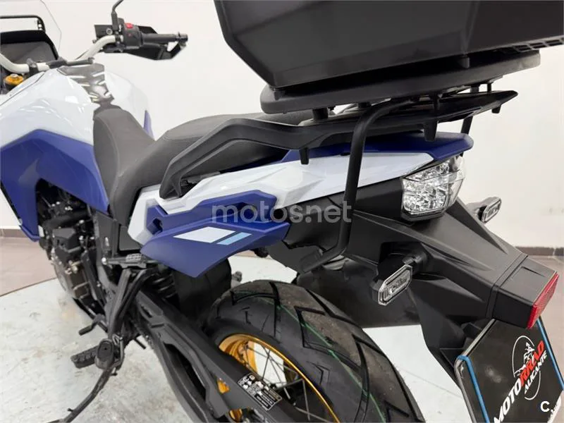 Suzuki V-Strom 800 – Vista 9