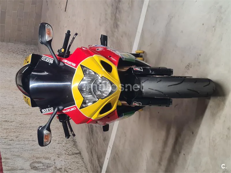 Suzuki GSX R1000 – Vista 8