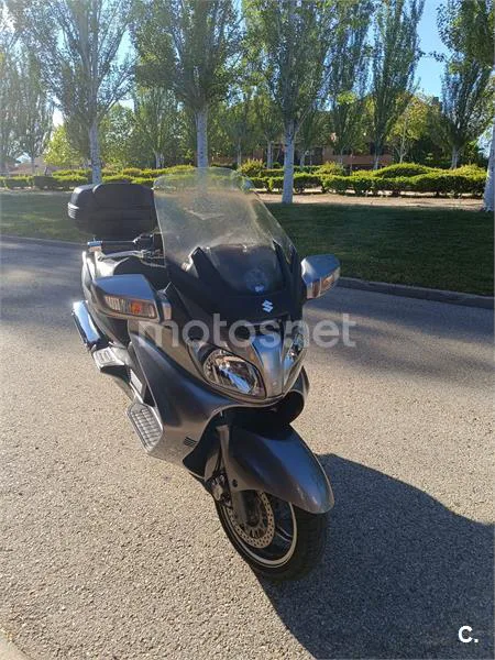 Suzuki Burgman 650 Executive – Vista 7