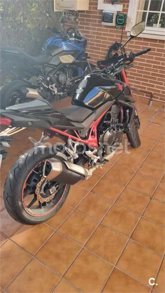 Honda CB 750 – Vista 3