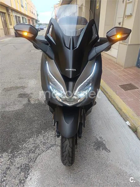 Honda Forza 350 – Vista 2