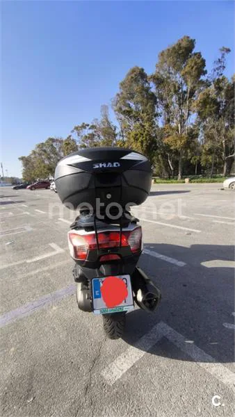 Kymco Super Dink 300i – Vista 2