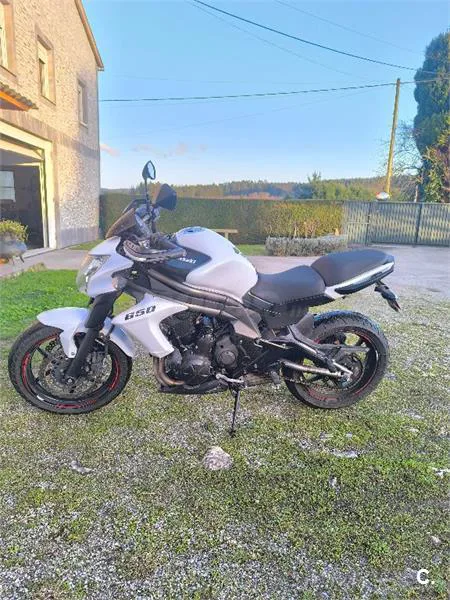 Kawasaki ER-6N – Vista 4