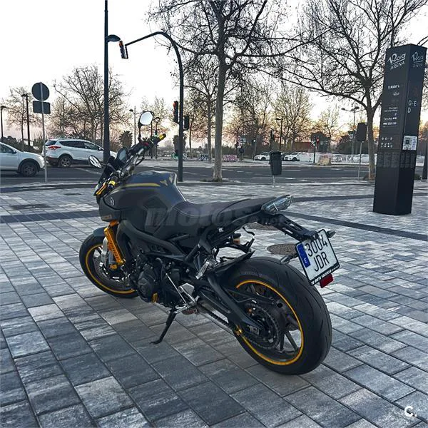 Yamaha MT-09 – Vista 3