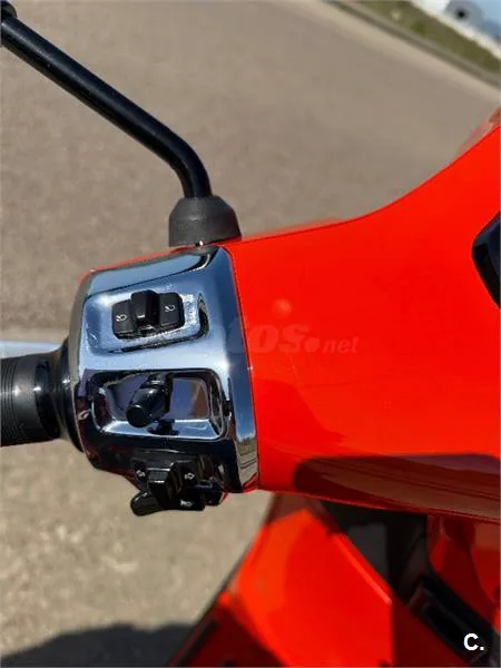 Vespa GTS 125 – Vista 8
