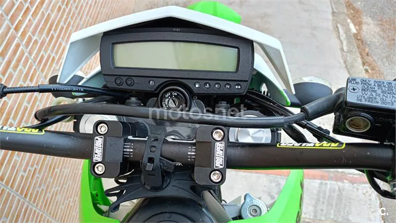 Kawasaki KLX250 – Vista 6