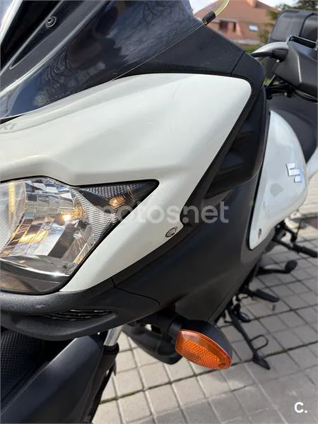 Suzuki V-Strom 650 – Vista 3