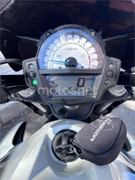 Kawasaki ER-6N – Vista 5