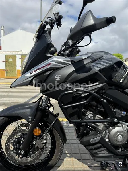 Suzuki V-Strom 650 XT – Vista 4