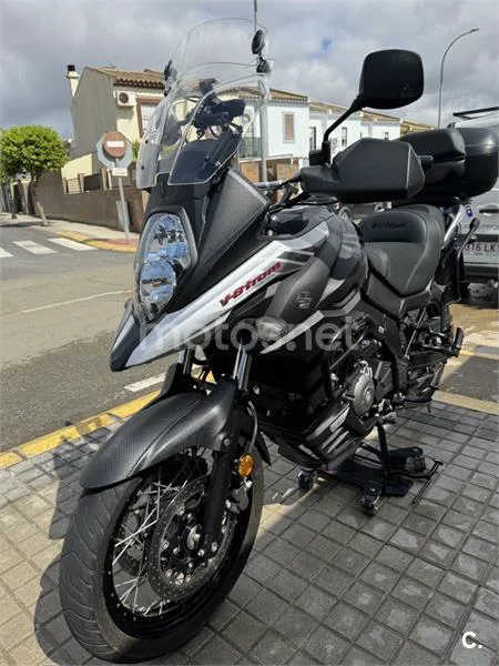 Suzuki V-Strom 650 XT – Vista 6