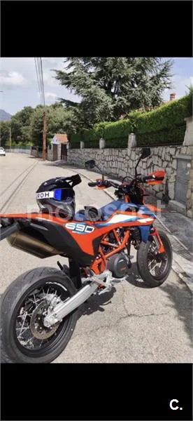 KTM 690 SMC R – Vista 4