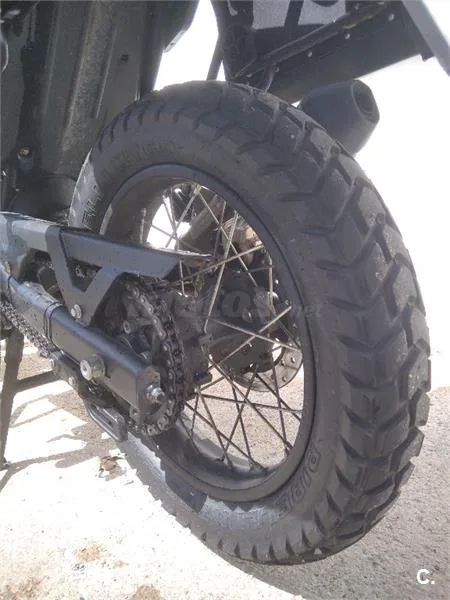 Royal Enfield Himalayan 410 – Vista 5