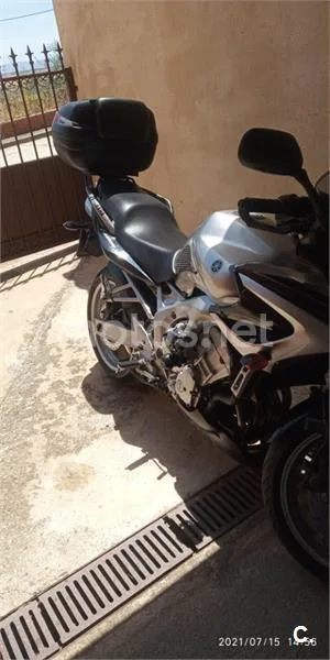 Yamaha FZ6 S – Vista 11