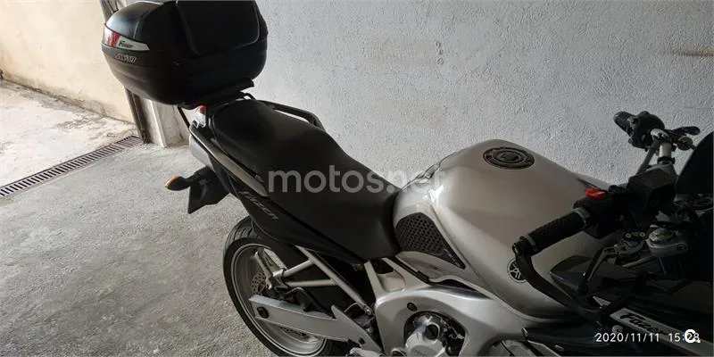 Yamaha FZ6 S – Vista 4