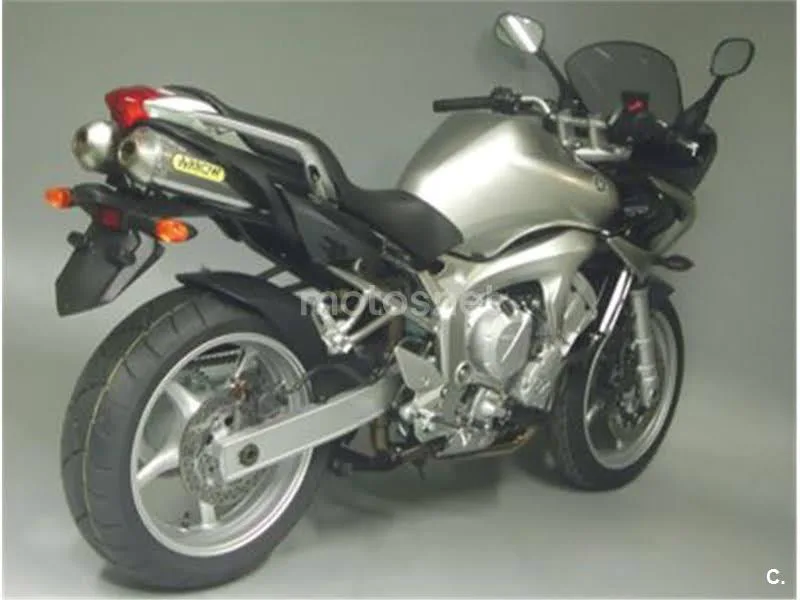Yamaha FZ6 S – Vista 8