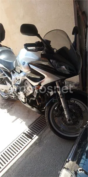 Yamaha FZ6 S – Vista 10