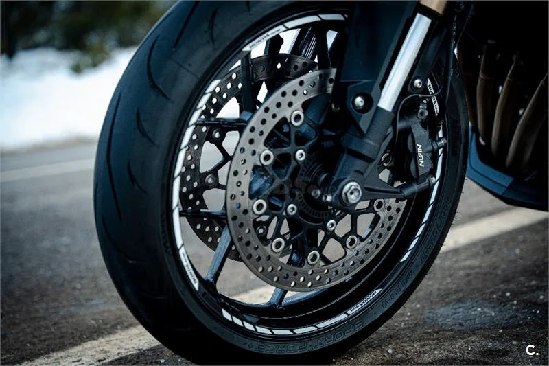 Honda CB 650 R – Vista 3