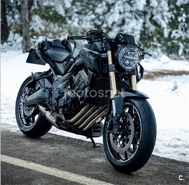 Honda CB 650 R – Vista 8
