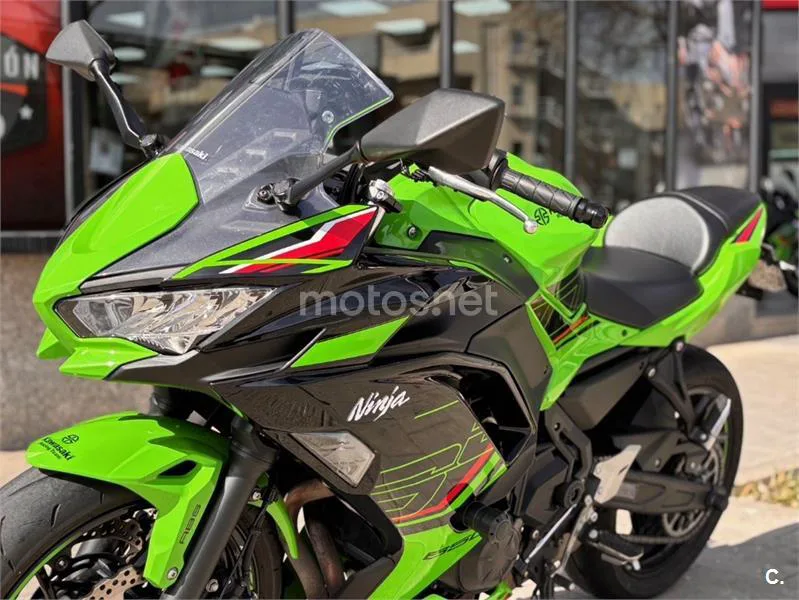 Kawasaki Ninja 650 – Vista 16