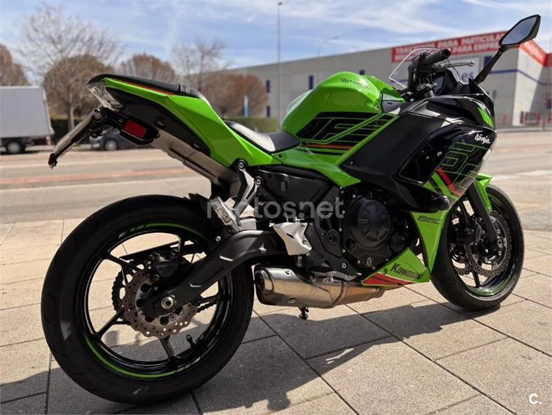 Kawasaki Ninja 650 – Vista 8