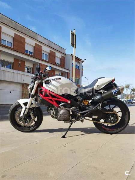 Ducati Monster 796 – Vista 5