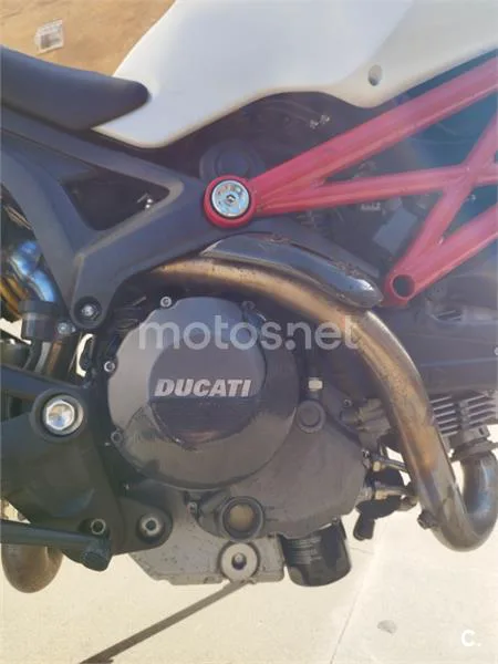 Ducati Monster 796 – Vista 9