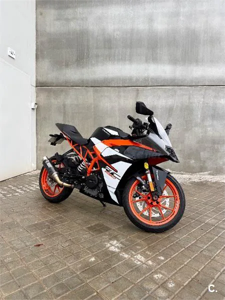 KTM RC – Vista 1