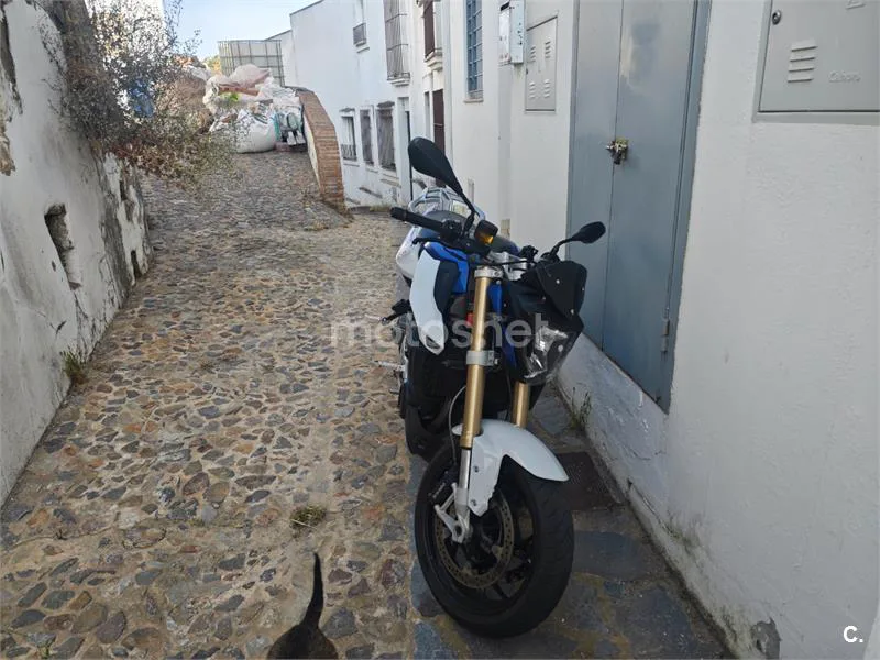 BMW F 800 R – Vista 2