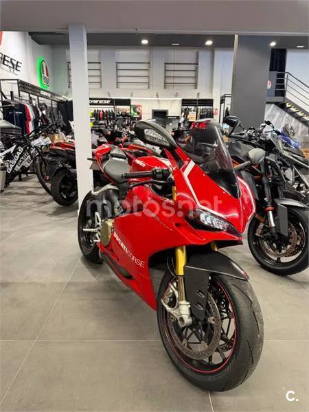 Ducati Panigale V2 - Vista 3